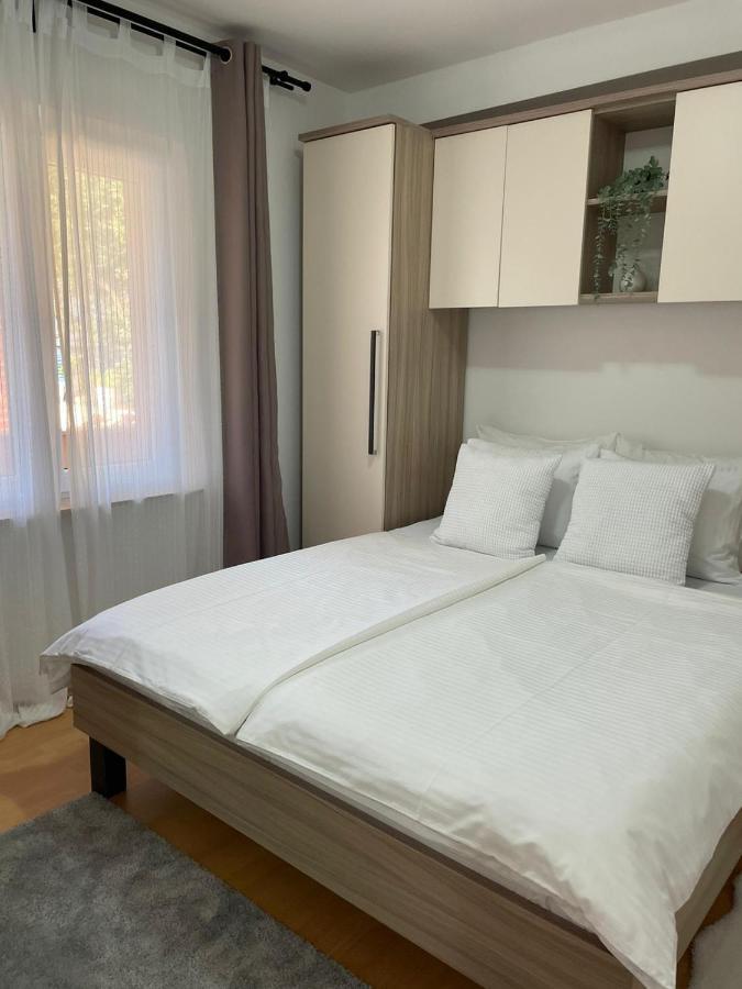 חוואר Apartment Branka Kustura מראה חיצוני תמונה