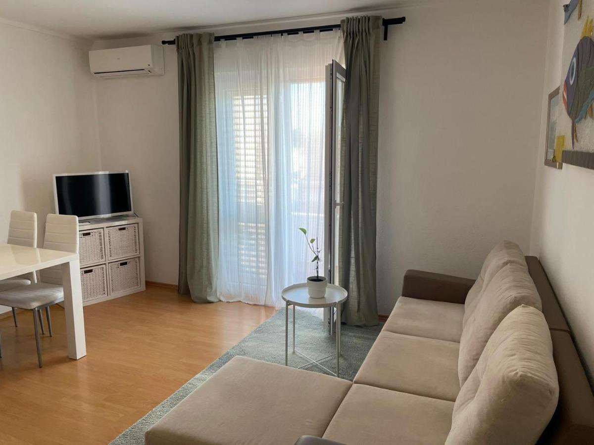 חוואר Apartment Branka Kustura מראה חיצוני תמונה