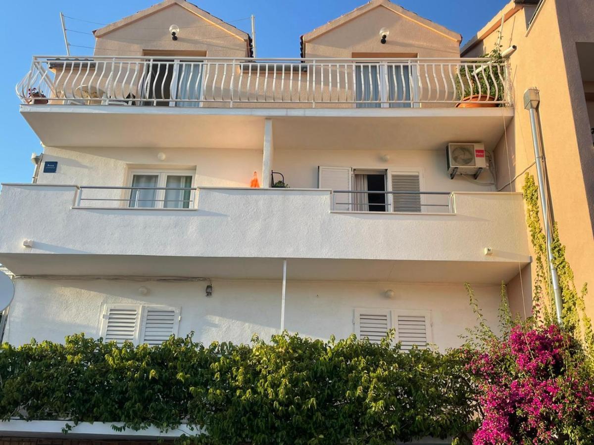 חוואר Apartment Branka Kustura מראה חיצוני תמונה